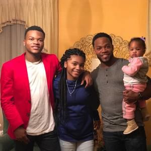 Meet your Posher, Derrick